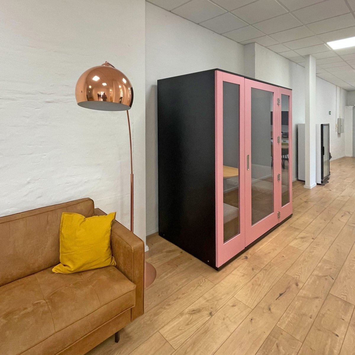 https://www.thatsmyoffice.co.uk/products/4-person-meeting-office-pod