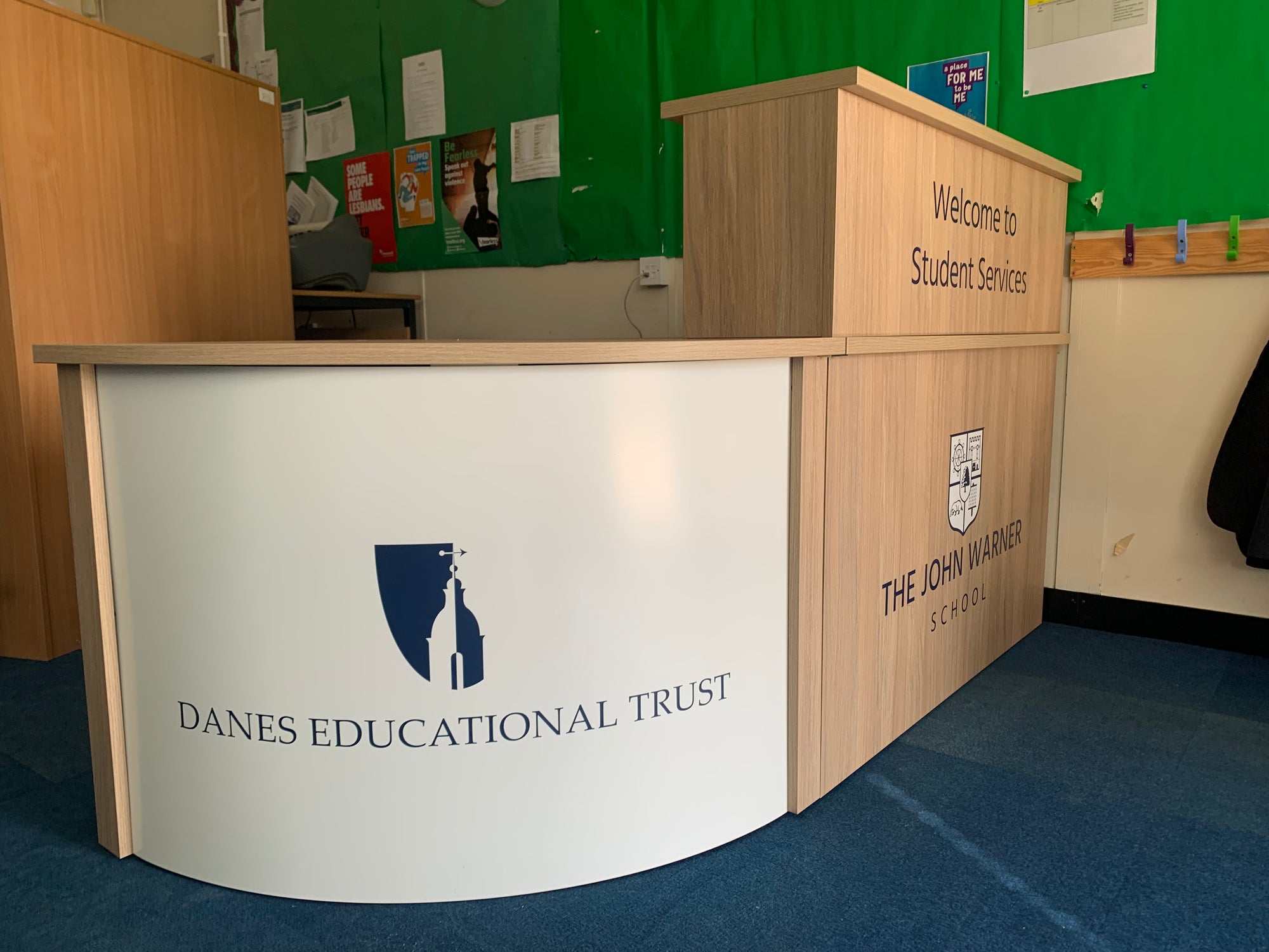 John Warner School recpetion deskThat’s My Office Furniture, 360 Degree View storage, desk, chair