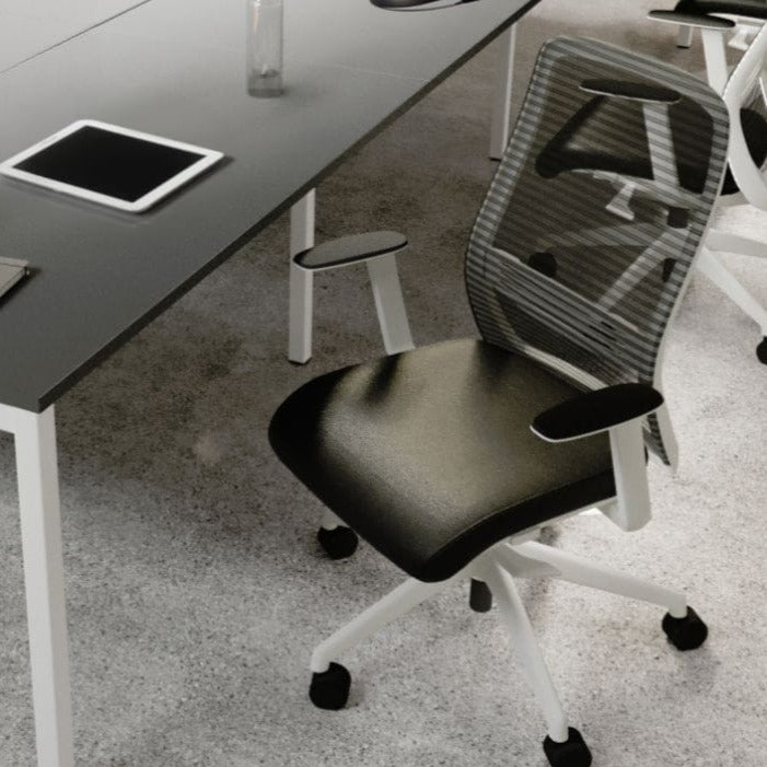 Operator Office Chair with Vinyl seat, NV RangeMesh Back Chair