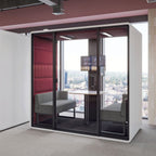 Hush Free M is an additional, independent space for your office, where it is possible to hold meetings in silence