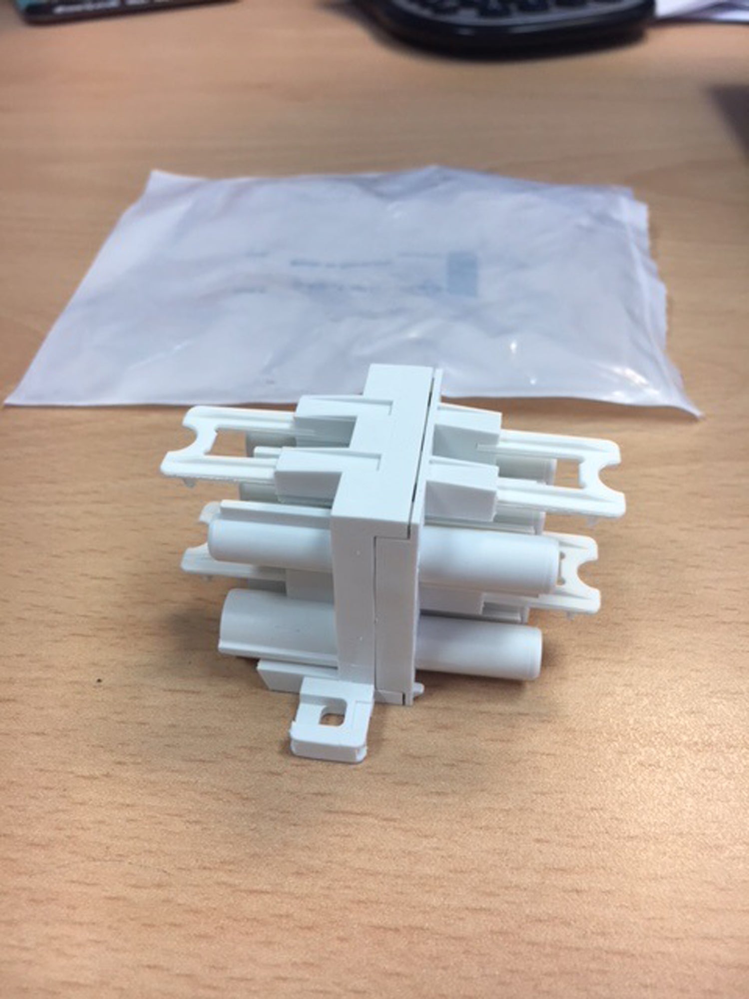 Desk Accesory Impulse Distribution Block One in Three Out  Colour White 