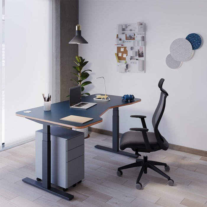 Levanta Leap K Top Height Adjustable Standing Desk 160cm Wide Left or Right Hand 4 Office Furniture